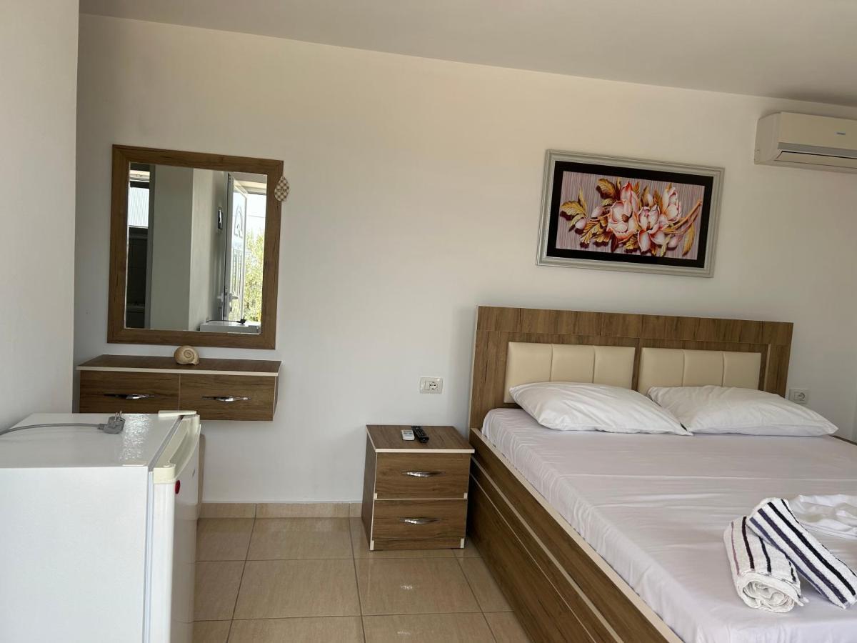 Eri Rooms Saranda Kültér fotó